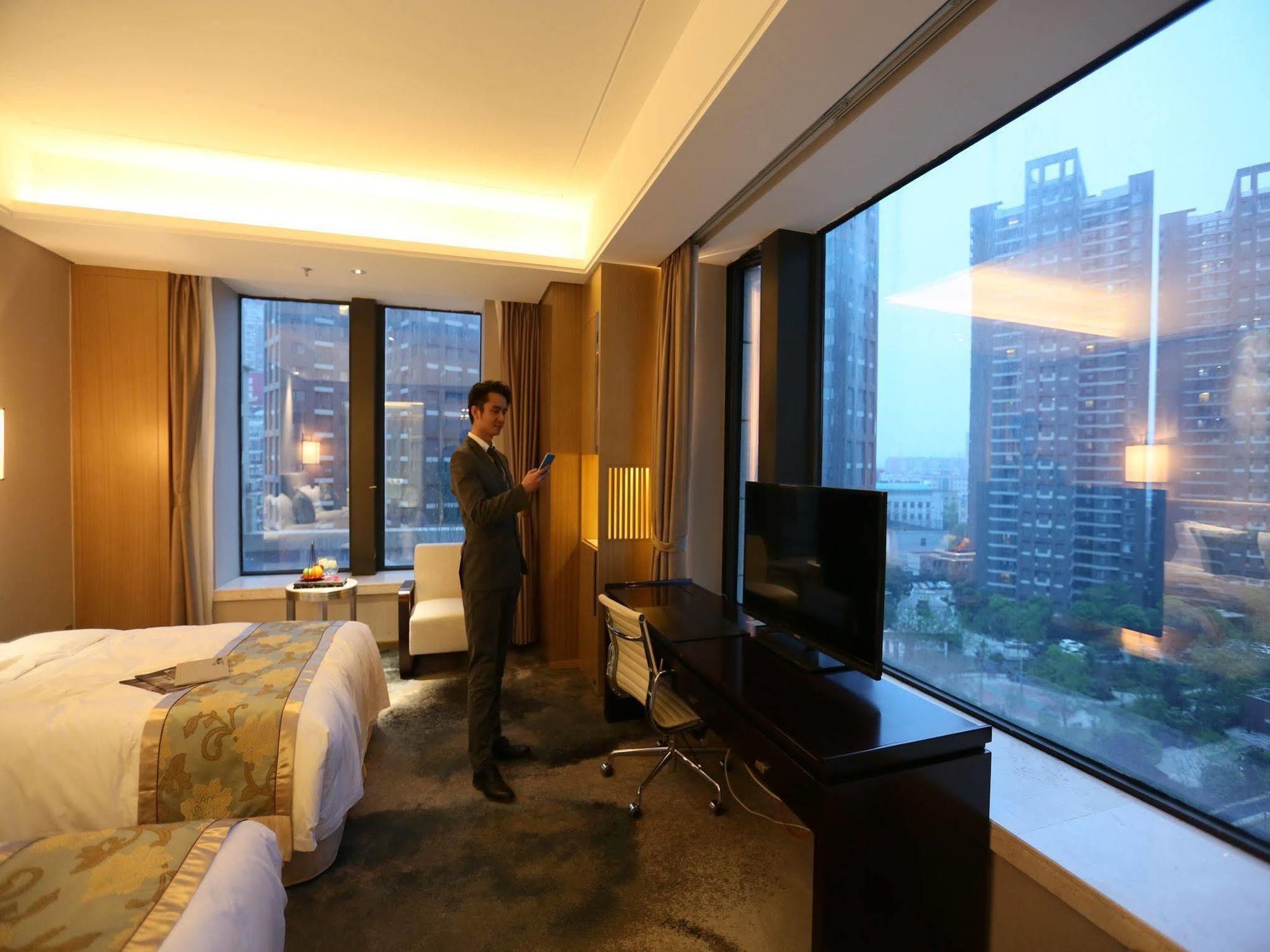 Yun Hotel Wuhan Eksteriør billede